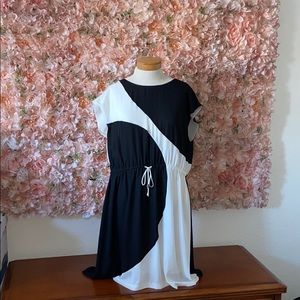 🌺 Vince Camuto Black/White Dress XL